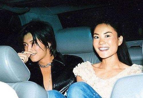 娱乐圈干爹吃瓜,揭秘明星背后的神秘关系网